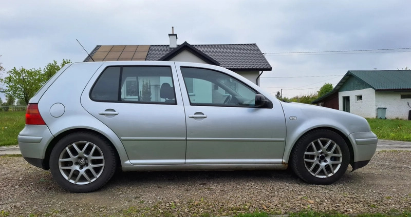Volkswagen Golf cena 7000 przebieg: 275563, rok produkcji 2003 z Rzeszów małe 137